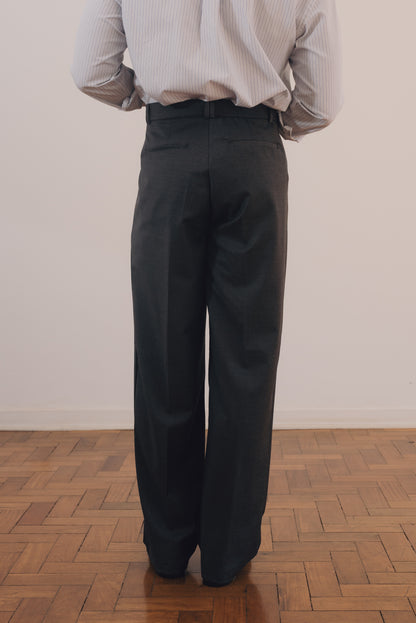 Calça Relaxed de Lã Fria (Cinza Chumbo)